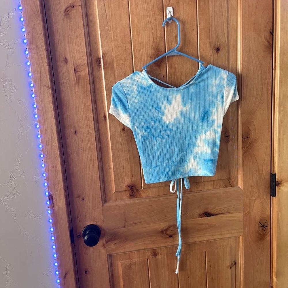 Blue and white tie dye crop top